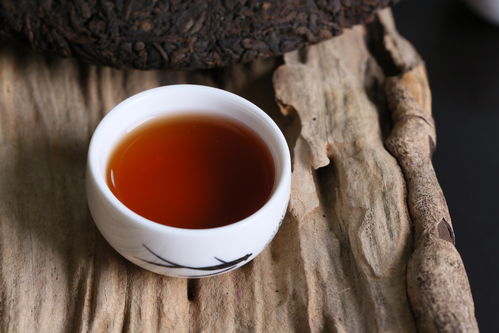 普洱生茶与红茶 探寻茶韵世界的差异化魅力