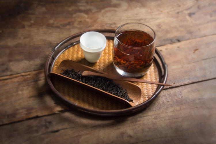 2019春茶雨前有机红茶工厂直销，价格优惠品质甄选