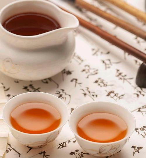 当红茶遇见奶茶与冰淇淋 传统茶文化的年轻化觉醒